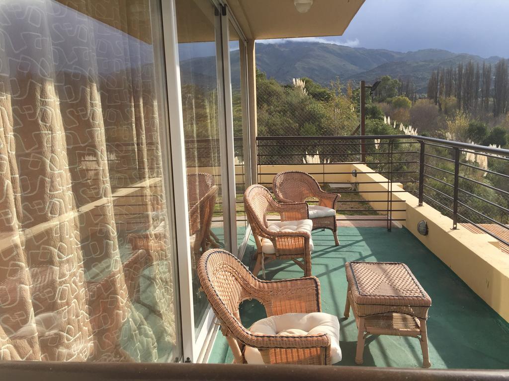 Altos Del Lago Apartment Potrero de los Funes Luaran gambar
