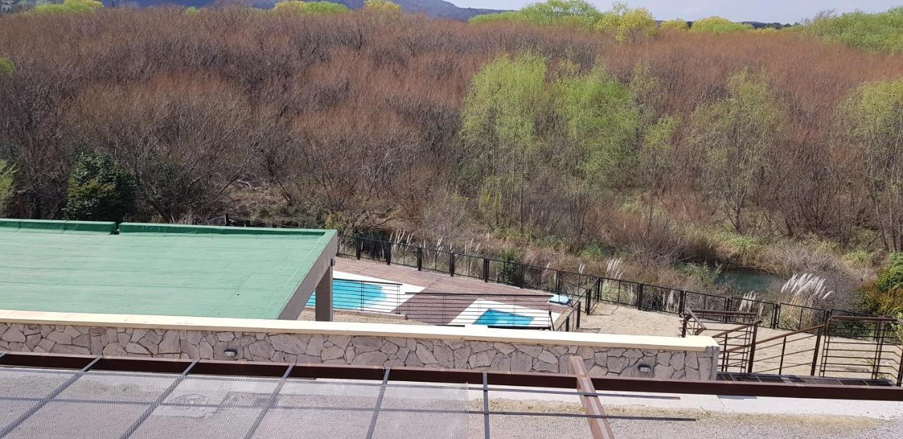 Altos Del Lago Apartment Potrero de los Funes Luaran gambar